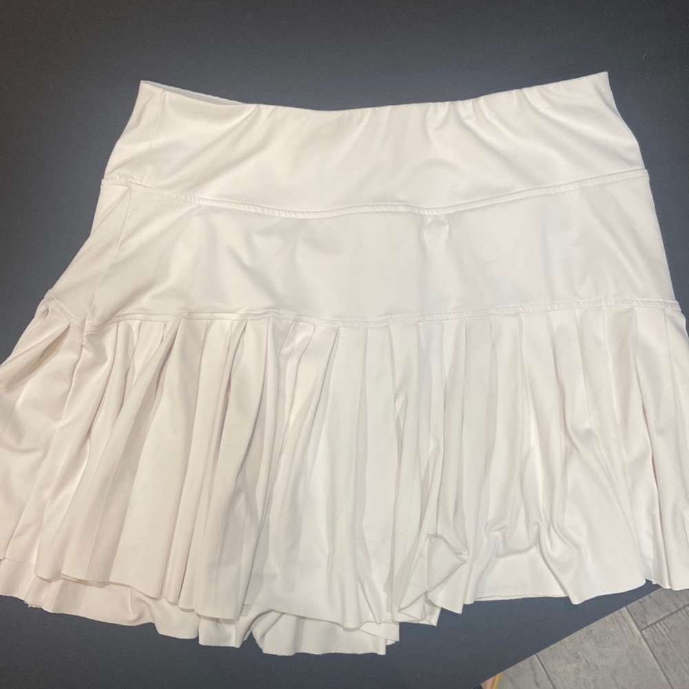 White tennis or golf skirt